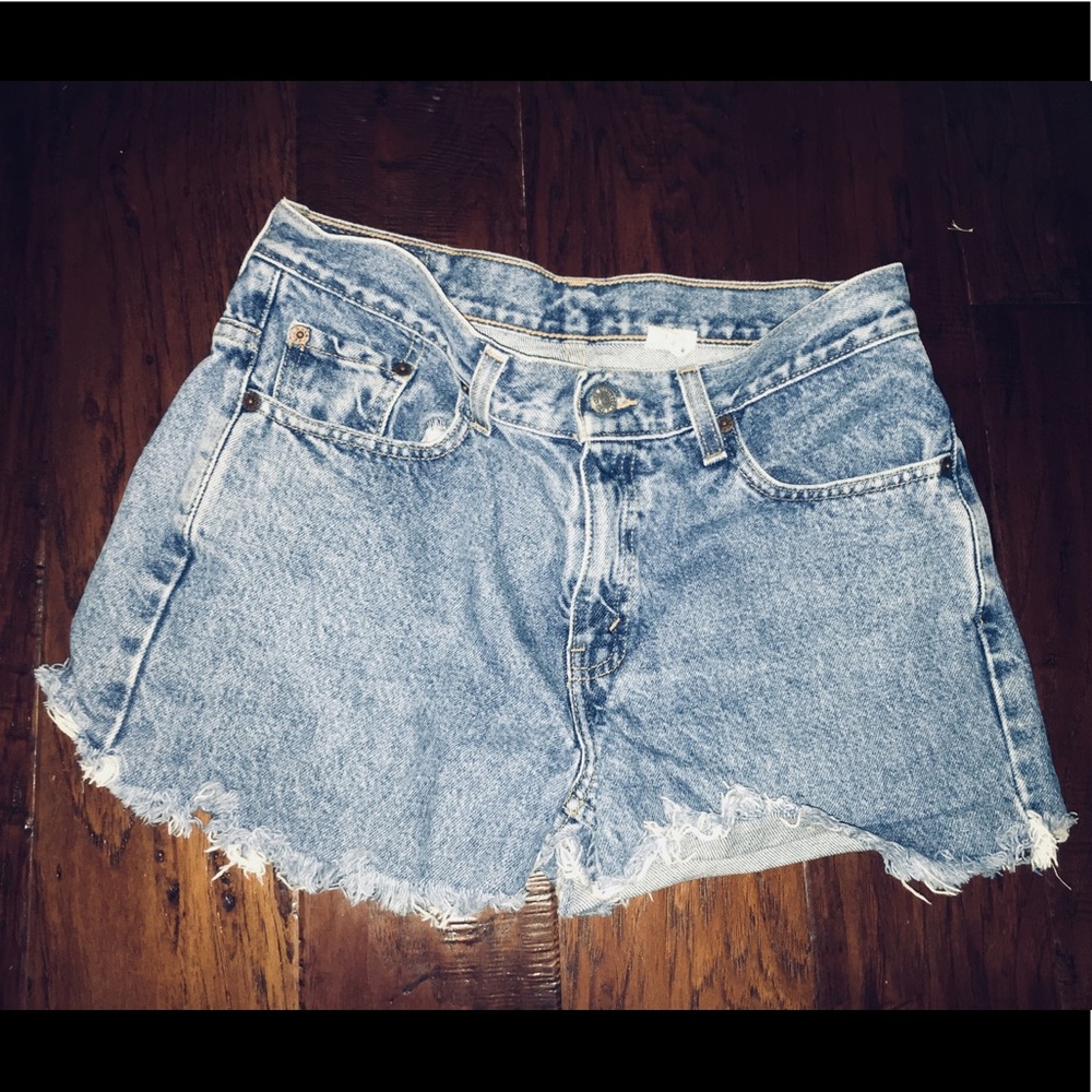 Levi Jean Shorts